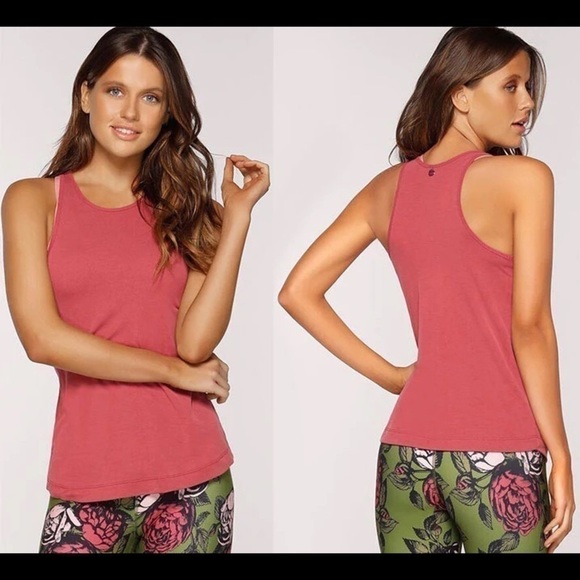 Lorna Jane Tops - LORNA Jane Luxe Giselle Tank